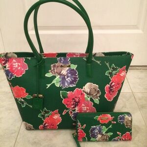 Kate Spade Green Floral Tote w/Matching Wallet *NWT*